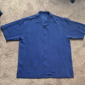 Tommy Bahama Deep Blue Casual Button Down Shirt
Size M